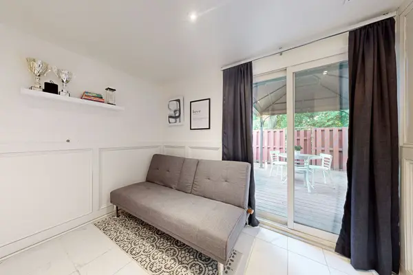 120 Ellerslie RD, Brampton, ON L6T 4C3