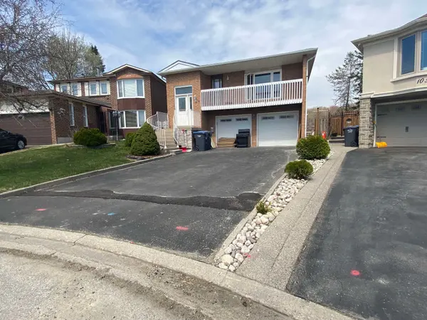 8 Kerwood (Lower) PL, Brampton, ON L6Z 1Y1