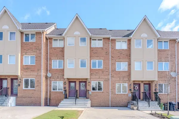 224 Rosemount AVE #20,  Toronto W04,  ON M9N 1M8