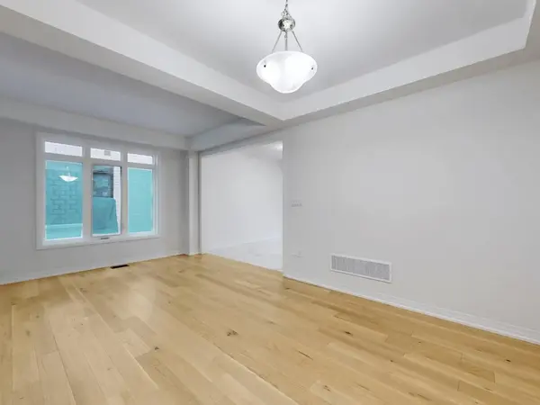 79 Freedom Oaks TRL, Brampton, ON L6P 4R8