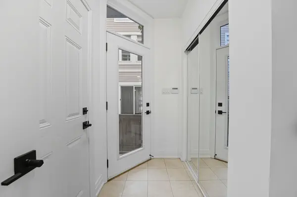 1512 Clementine BLVD, Billings Bridge - Riverside Park And Area, ON K1H 8E9