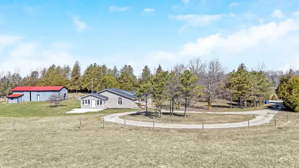 262700 Varney RD, West Grey, ON N0G 1R0