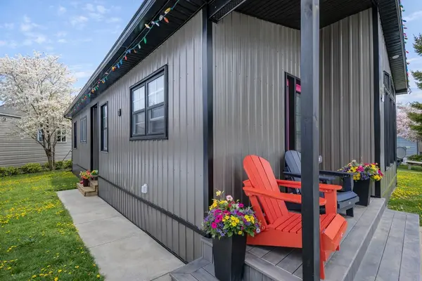 490 Spruce ST #Fergus, Centre Wellington, ON N1M 2W5