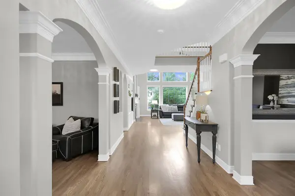 13 Beechgrove GDNS, Stittsville - Munster - Richmond, ON K2S 1W5