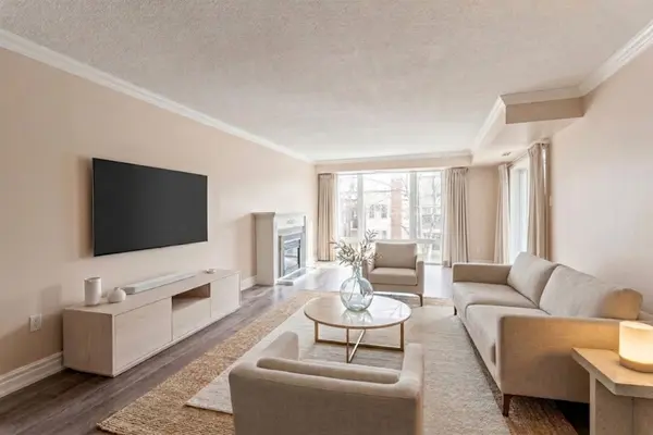 693 Windermere RD #204, London North, ON N5X 2P1