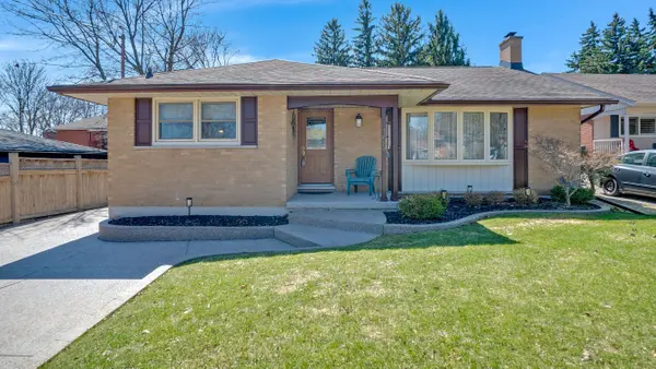 159 Elkington DR, Kitchener, ON N2B 1S1