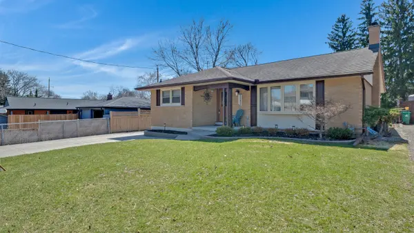 159 Elkington DR, Kitchener, ON N2B 1S1