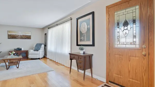 159 Elkington DR, Kitchener, ON N2B 1S1