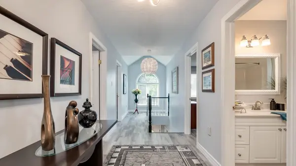 458 Boler RD, London South, ON N6K 2K7