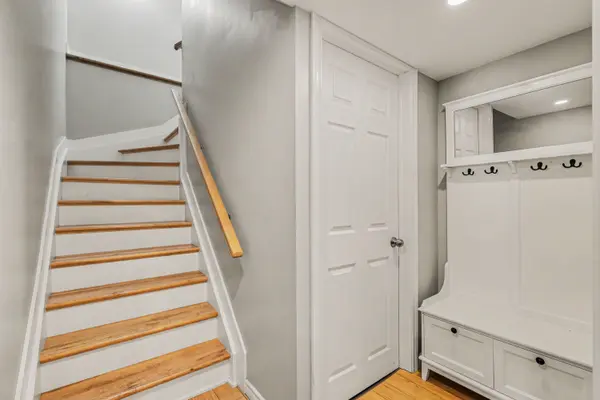 170 Anna AVE, Carlington - Central Park, ON K1Z 7V2