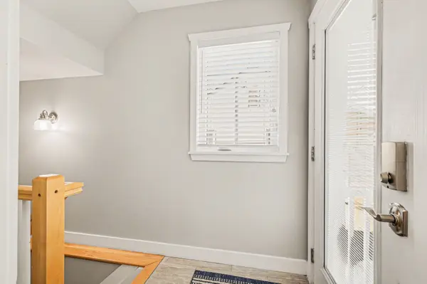 170 Anna AVE, Carlington - Central Park, ON K1Z 7V2