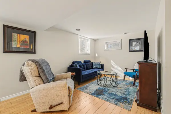 170 Anna AVE, Carlington - Central Park, ON K1Z 7V2