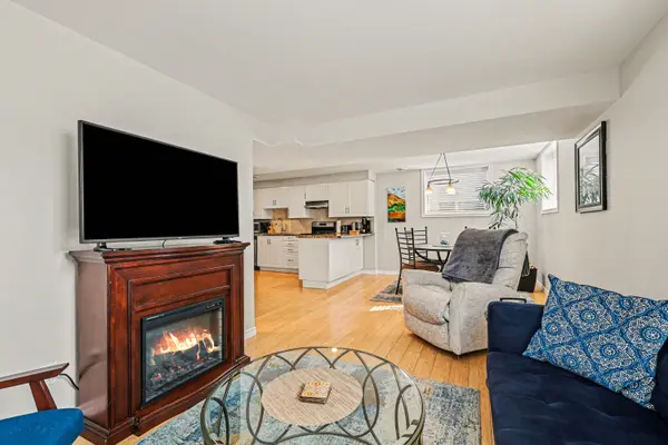 170 Anna AVE, Carlington - Central Park, ON K1Z 7V2