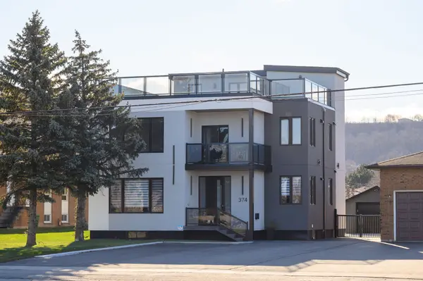 374 Highway 8 N/A, Hamilton, ON L8G 1E8