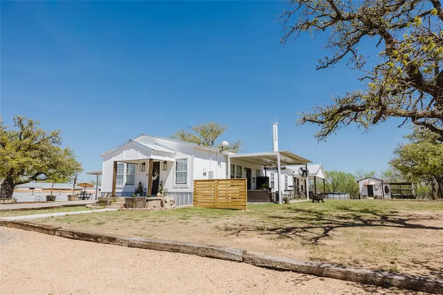 1609 Beech Avenue, Cisco, TX 76437
