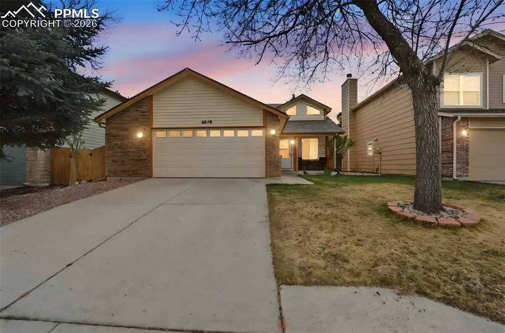 6858 Sproul LN, Colorado Springs, CO 80918