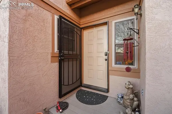 1892 Brookdale DR, Colorado Springs, CO 80918