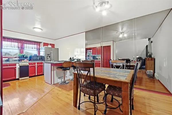 1892 Brookdale DR, Colorado Springs, CO 80918