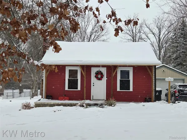 28143 David ST, Farmington Hills, MI 48334