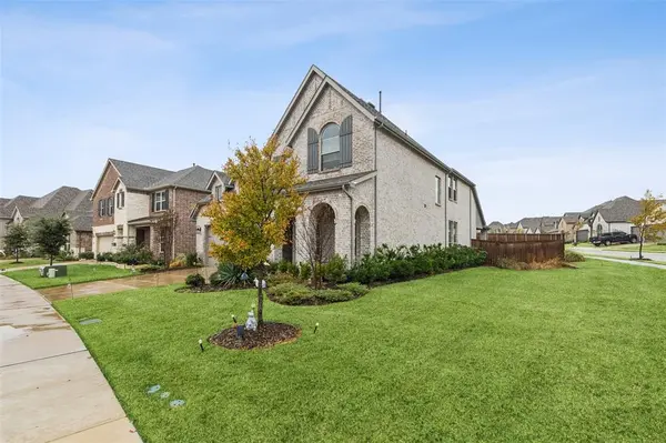 4313 Expedition Drive, Oak Point, TX 75068
