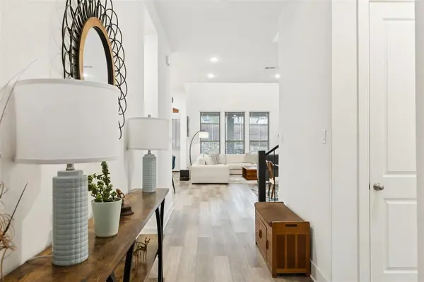 4313 Expedition Drive, Oak Point, TX 75068