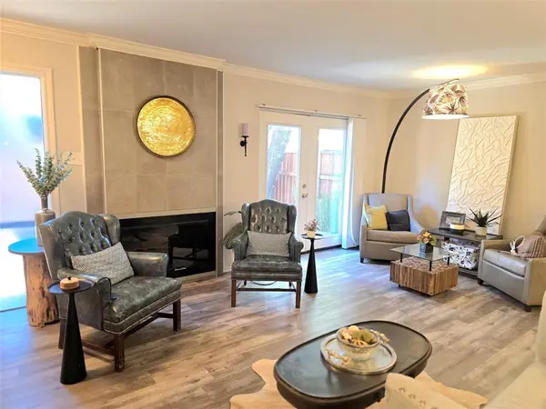 2612 Custer Parkway #B, Richardson, TX 75080