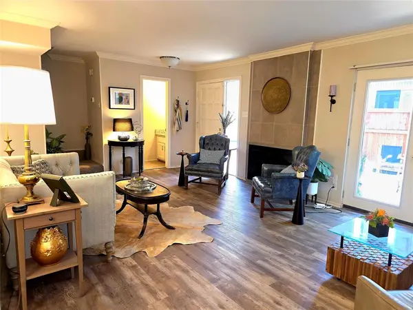 2612 Custer Parkway #B, Richardson, TX 75080