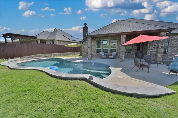 3614 Brighton Drive, Midlothian, TX 76065