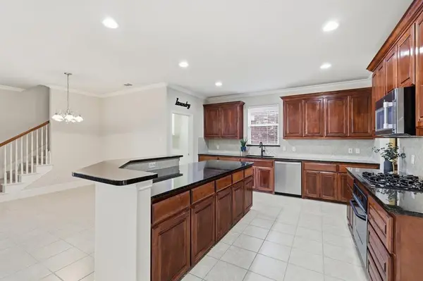 3720 Landsdowne Drive, Mckinney, TX 75072