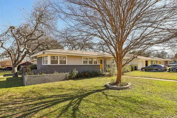 4901 Rector Avenue, Fort Worth, TX 76133