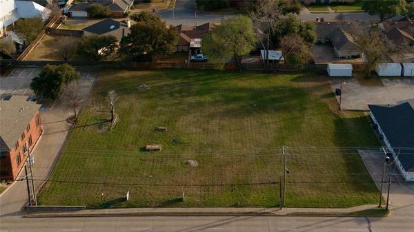 3208 W Park Row Drive, Pantego, TX 76013