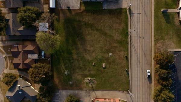 3208 W Park Row Drive, Pantego, TX 76013