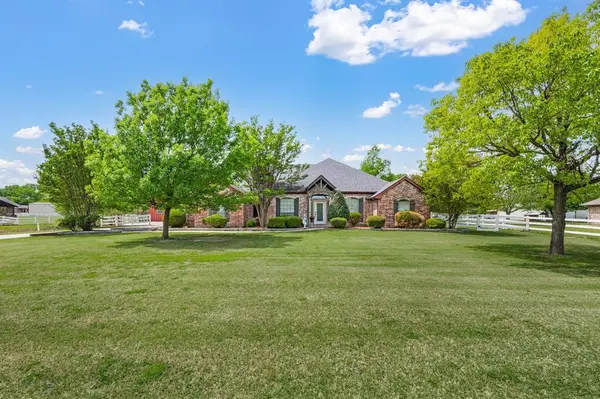 13917 Mallard Springs Drive, Haslet, TX 76052