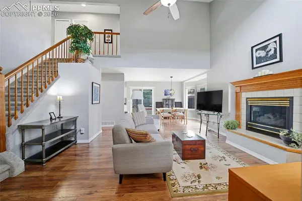 6858 Sproul LN, Colorado Springs, CO 80918