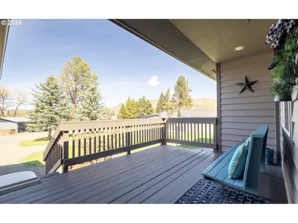 503 S HOLMES ST, Wallowa, OR 97885