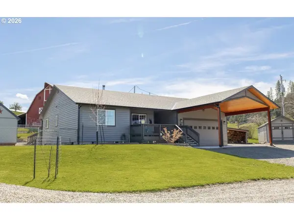 503 S HOLMES ST, Wallowa, OR 97885