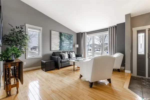 922 Budz GREEN, Saskatoon, SK S7N 4M9