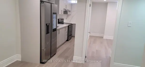 28 Drexel RD S #B, Brampton, ON L6P 3S4