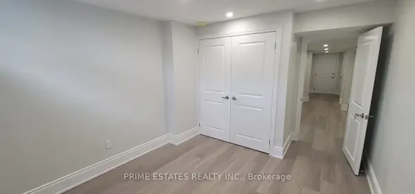 28 Drexel RD S #B, Brampton, ON L6P 3S4