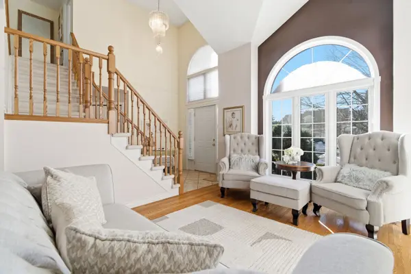 45 Fieldstone RD, Guelph, ON N1L 1B4