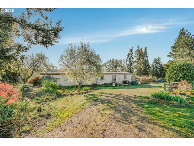 38903 S PROSPECT DR, Molalla, OR 97038