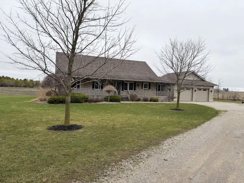 61 Wilson ST, Huron East, ON N0K 1W0