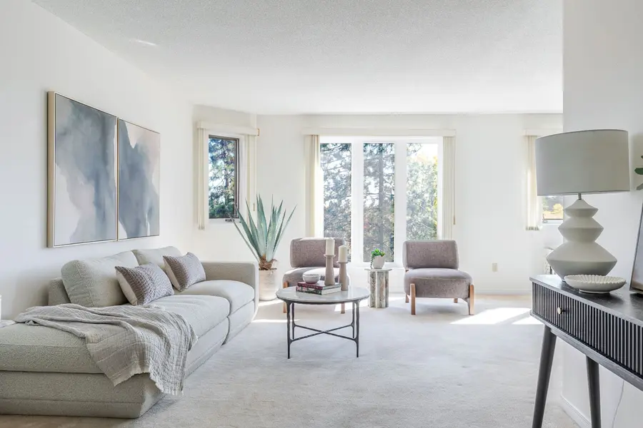 36 Champlain CRES #30, Peterborough, ON K9L 1T1