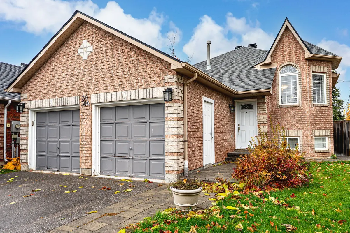 30 Hewitt PL, Barrie, ON L4M 7B3