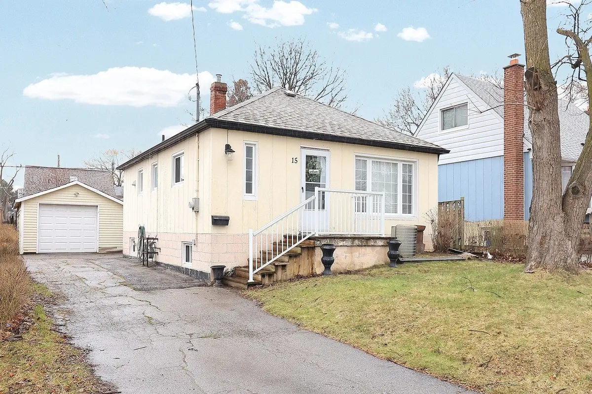 15 Boniface AVE, Toronto W10, ON M9W 1T5