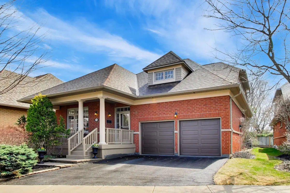 2175 Stavebank RD #16, Mississauga, ON L5C 1T3