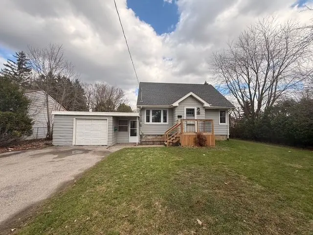 63 Greenfield DR, London South, ON N6E 1M8
