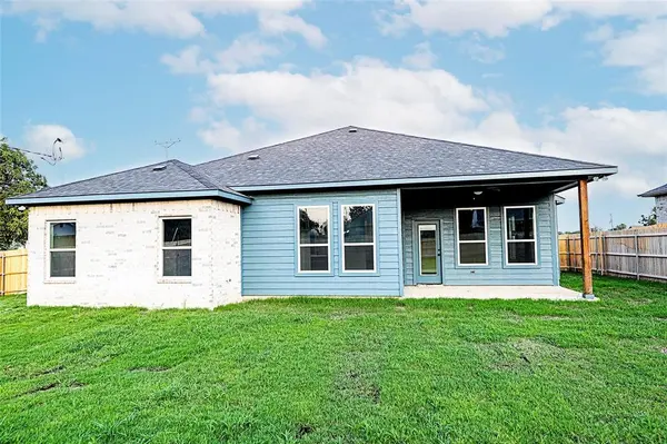 1412 Mason Street, Bowie, TX 76230