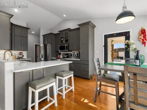 14 Full Moon CT, Pueblo, CO 81001