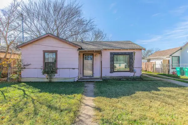 108 N Lakeview Drive, Lacy Lakeview, TX 76705